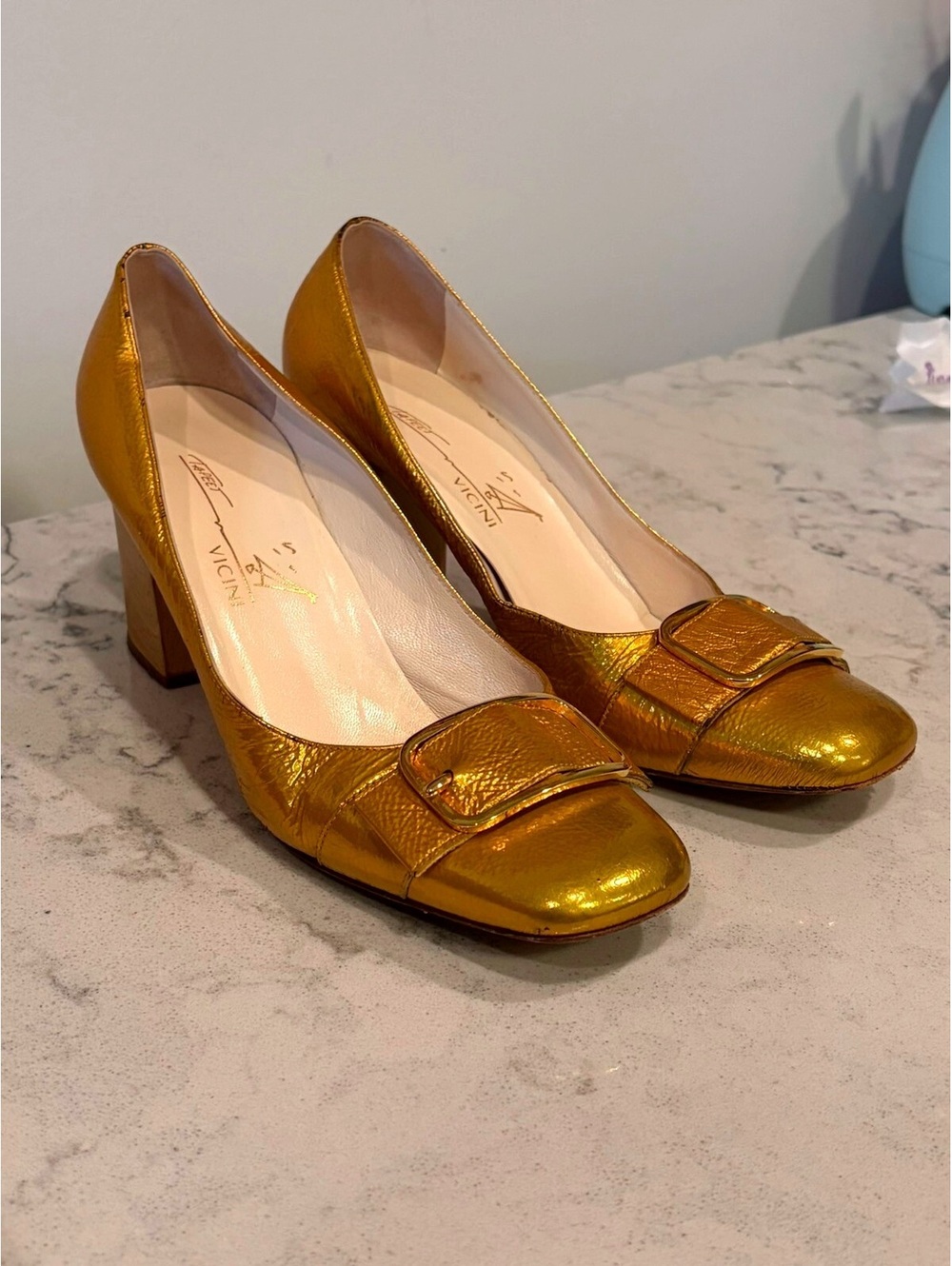 Vintage Tapeet Vicini Gold Metallic Leather Buckle Block Heel EU 39 Italian